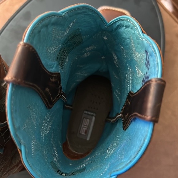 Ariat Women’s Boot Turquoise Brown Leather Size 7.5 Square Toe - Picture 8 of 10